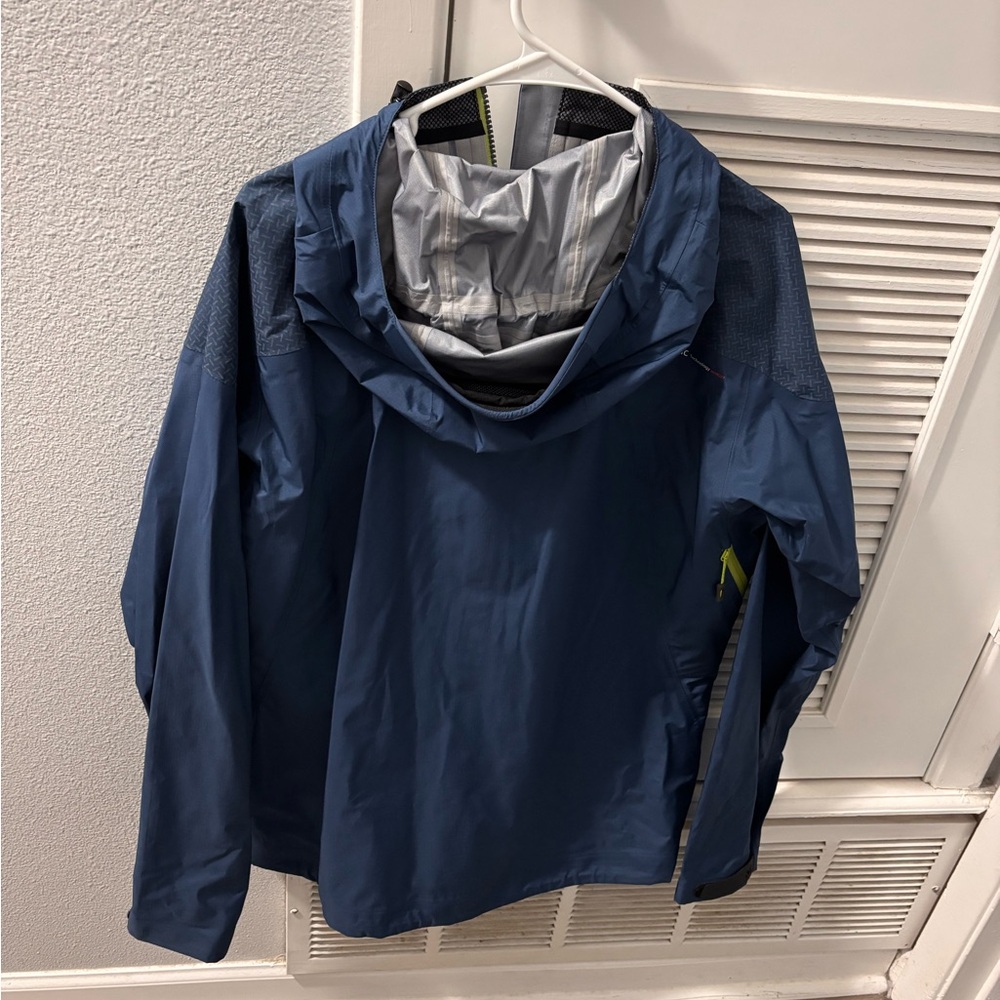 Millet Blue and Yellow Hooded Jacket - Picture 2 of 4